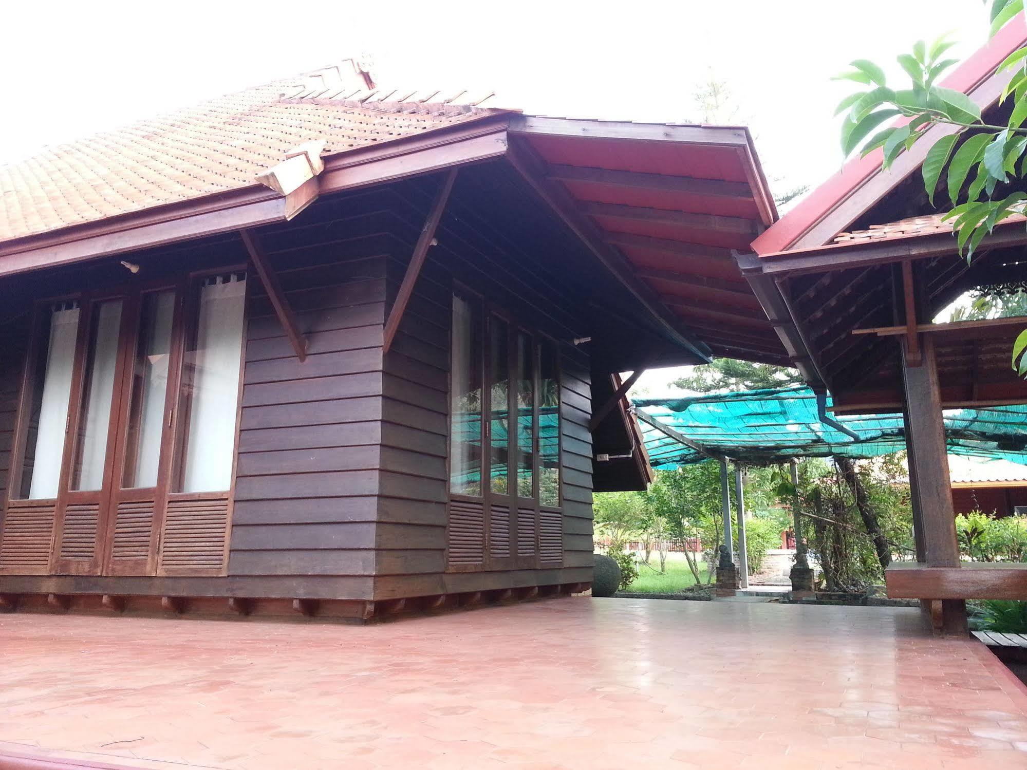 Rim Nam Kong Homestay Pak Chom Exterior photo